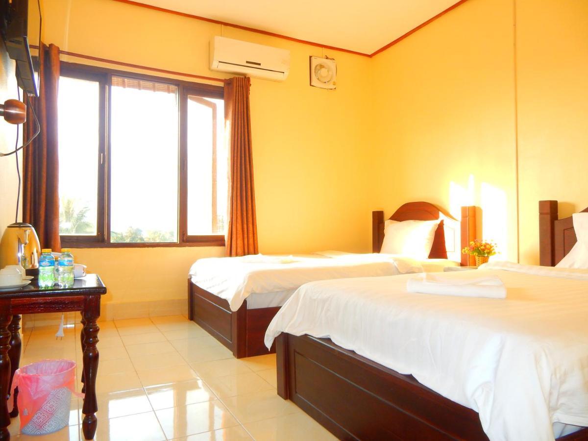 Vang Vieng Camellia Hotel Esterno foto